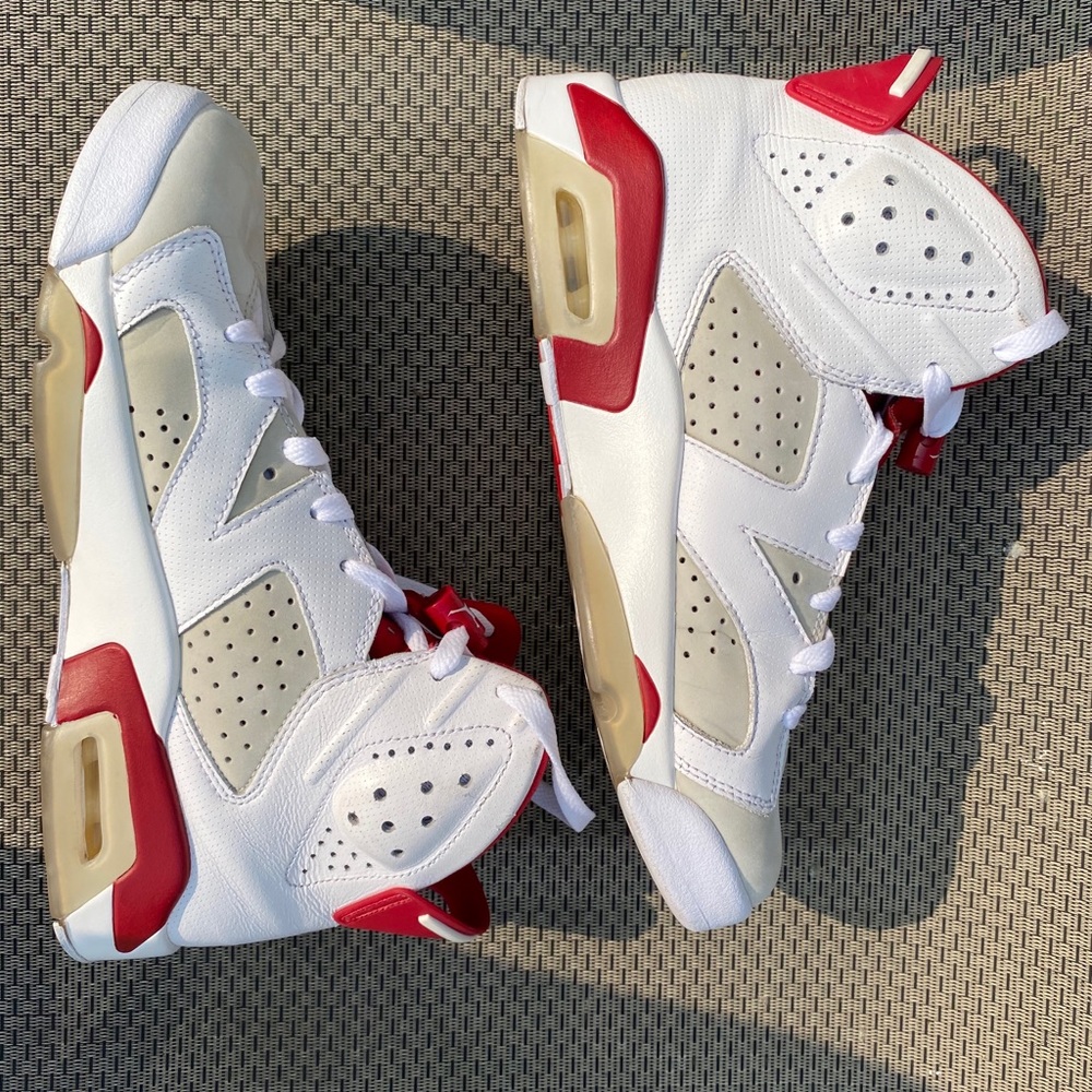 Jordan 6 alternate size 8